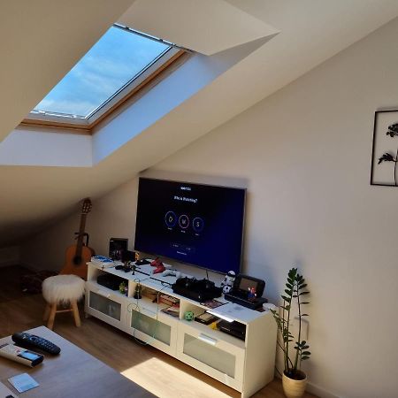 Geek Apartment Omis Luaran gambar