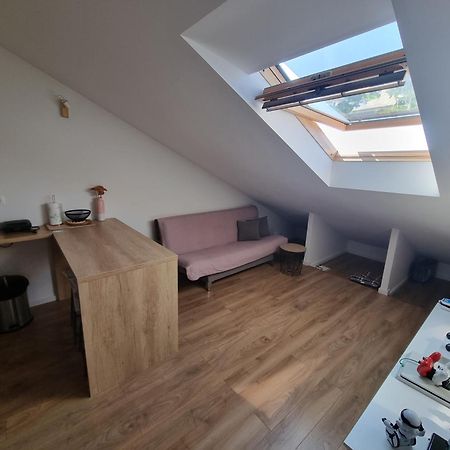 Geek Apartment Omis Luaran gambar
