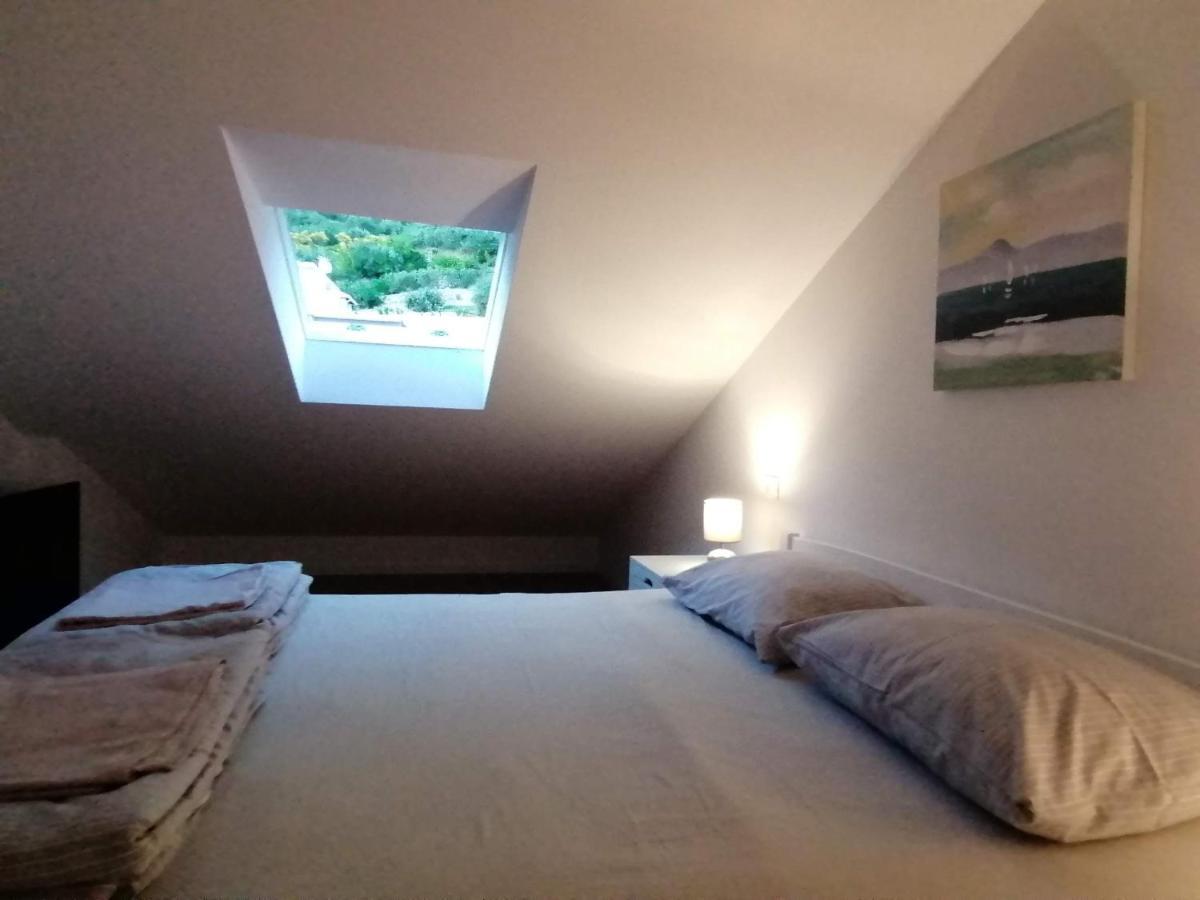 Geek Apartment Omis Luaran gambar
