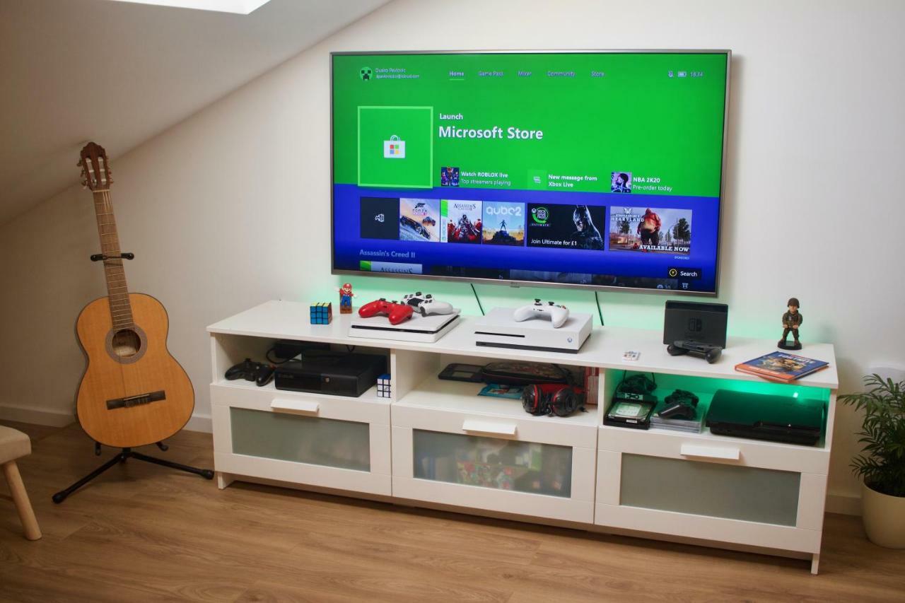Geek Apartment Omis Luaran gambar